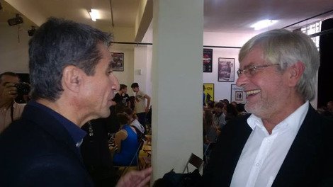 Απροειδοποίητο... ντου Λοβέρδου σε σχολείο: «Χωρίς να το ξέρει κανένας, άνοιξα την πόρτα και μπήκα στην τάξη» | iefimerida.gr 1