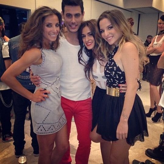 Η Εριέττα Κούρκουλου πουλάει τα ρούχα της για τα αδέσποτα ζώα [εικόνες] | iefimerida.gr 1