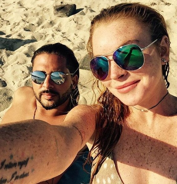 Ντένης Παπαγεωργίου: Γιατί ερωτεύτηκα τη Λίντσεϊ Λόχαν [εικόνα]  | iefimerida.gr 0