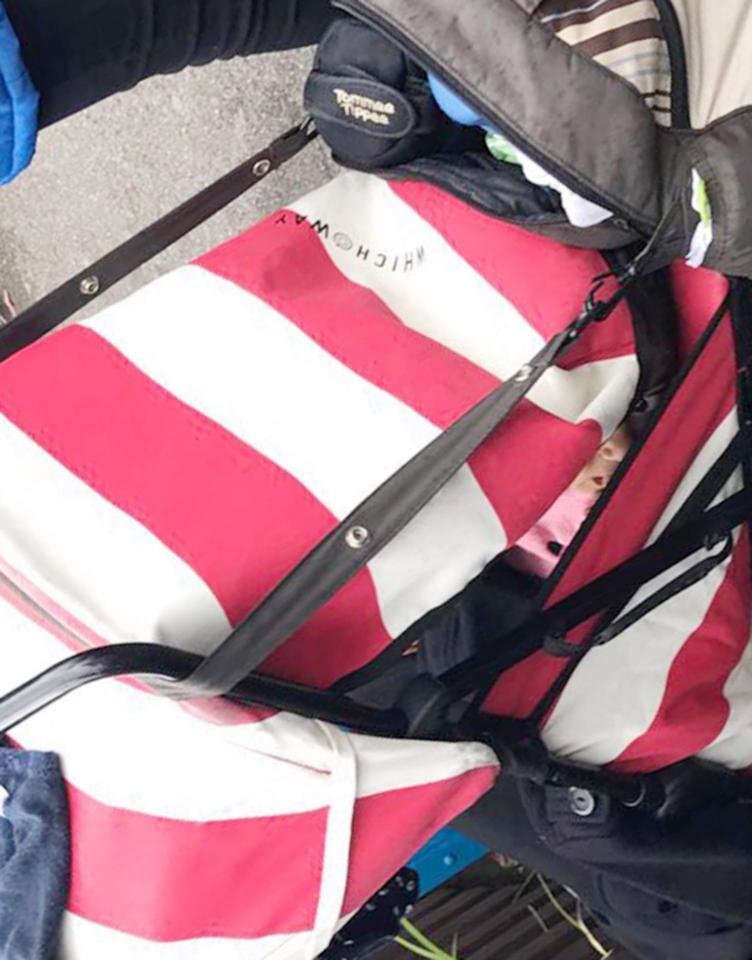 Ασυνείδητοι γονείς- Αφησαν το 1 έτους μωρό τους μόνο του στο λούνα παρκ για να κάνουν... ρόδα [εικόνες] | iefimerida.gr 1