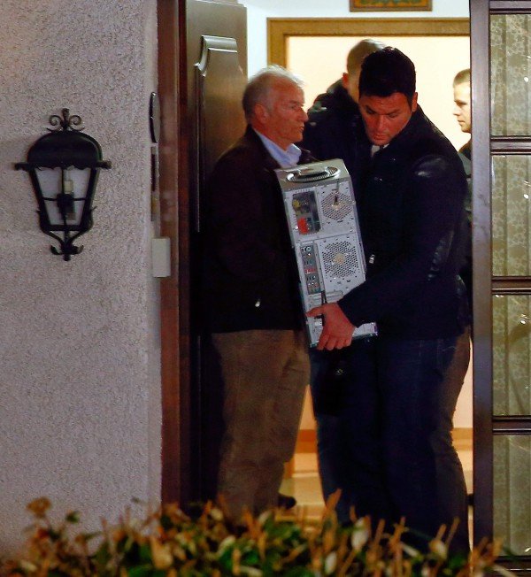 Τι βρήκαν οι γερμανικές Αρχές στο σπίτι του Lubitz – Κάνουν λόγο για μια «σημαντική ανακάλυψη» [εικόνες] | iefimerida.gr 3