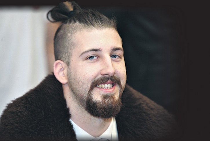 Προεδρικές εκλογές στη Σερβία, την Κυριακή -Ο 25χρονος υποψήφιος με τα μαλλιά σαμουράι [εικόνες] | iefimerida.gr 8