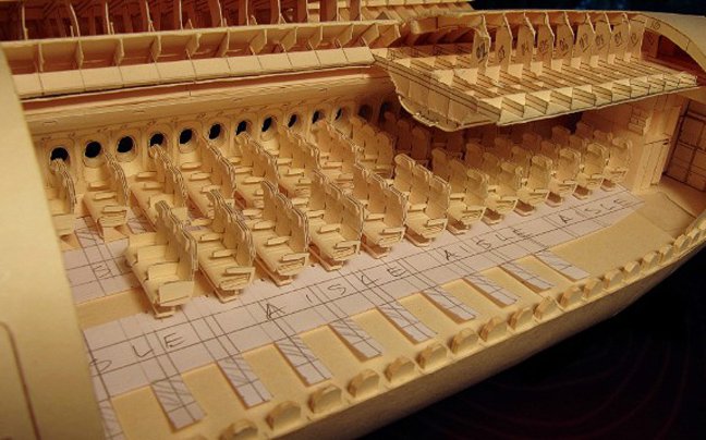 Αυτό είναι το πιο εντυπωσιακό χάρτινο αεροπλάνο στον κόσμο -Χρειάστηκαν 10.000 ώρες για τη δημιουργία του [εικόνες&βίντεο] | iefimerida.gr 2