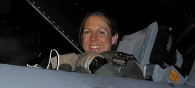 Αγνωστη ιστορία από την 11η Σεπτεμβρίου: Η πιλότος που θα γινόταν καμικάζι για να εξοντώσει τους τρομοκράτες [εικόνες] | iefimerida.gr 1