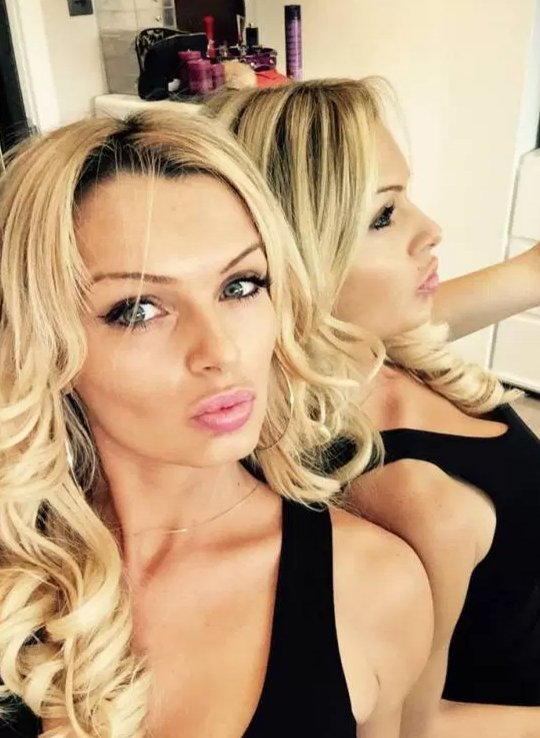 Τρέλανε όλο το EURO η σύζυγος του Παγιέ [εικόνες] | iefimerida.gr 1