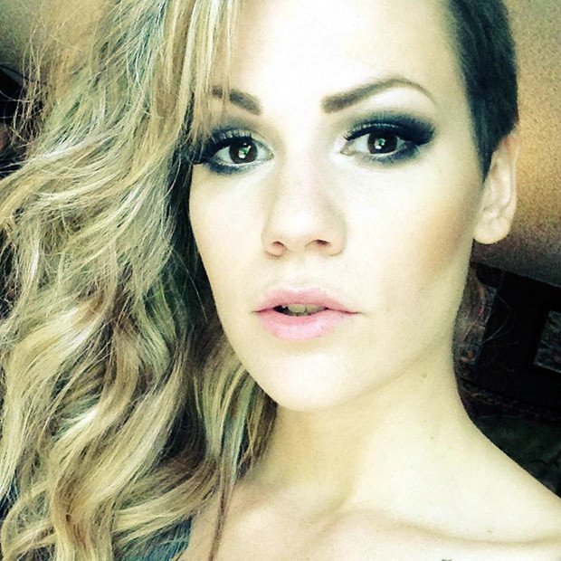 Τα ευφυή tweets Αμερικανίδας στρίπερ ανάγκασαν τον lifestyle Τύπο να ασχολείται μαζί της [εικόνες] | iefimerida.gr 2