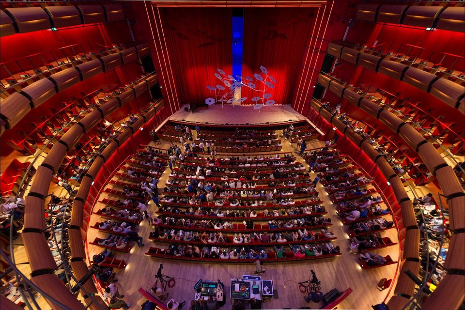 Ολοήμερο Φεστιβάλ Ρετρό στο Κέντρο Πολιτισμού Ιδρυμα Νιάρχος -Με τραγούδια και λικέρ [πρόγραμμα] | iefimerida.gr 0