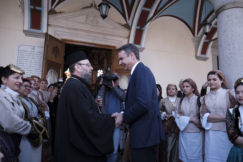 Στη Λήμνο ο Μητσοτάκης: Συναντήθηκε με αξιωματικούς της 130 Σμηναρχίας Μάχης, δασκάλους και παιδιά | iefimerida.gr 8