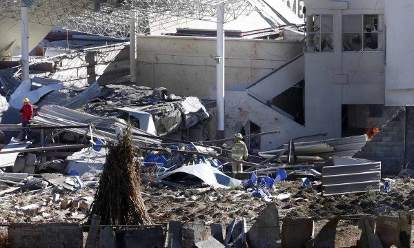 Σκληρό βίντεο: Η στιγμή της έκρηξης βυτιοφόρου που ισοπέδωσε μαιευτήριο στο Μεξικό | iefimerida.gr 0