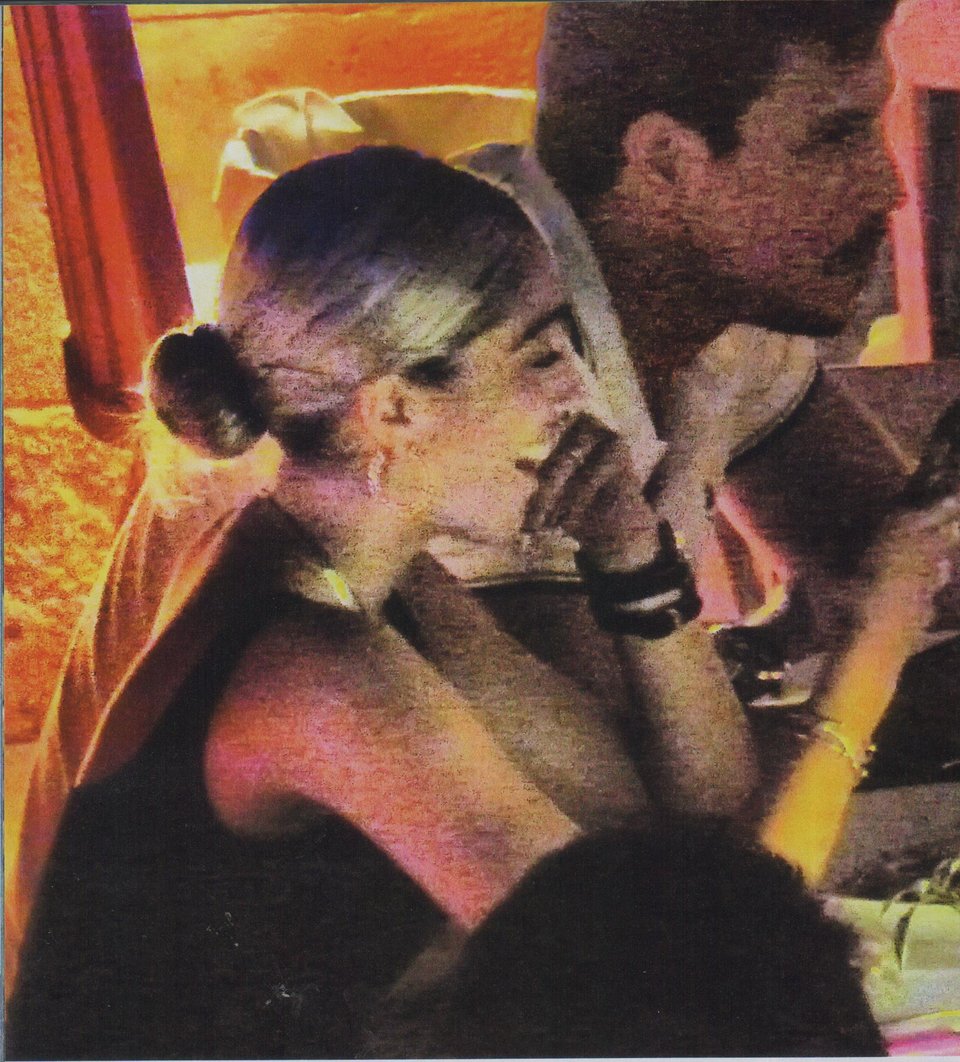 Η κόρη της Mαντόνα στην Κρήτη με το αμόρε της [εικόνες]  | iefimerida.gr 0