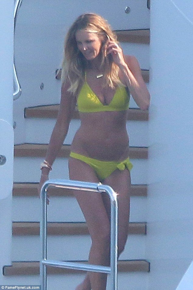 Κορμί-θάνατος -Η Ελ ΜακΦέρσον στα 51 της ισοπεδώνει και 20άρες [εικόνες] | iefimerida.gr 3