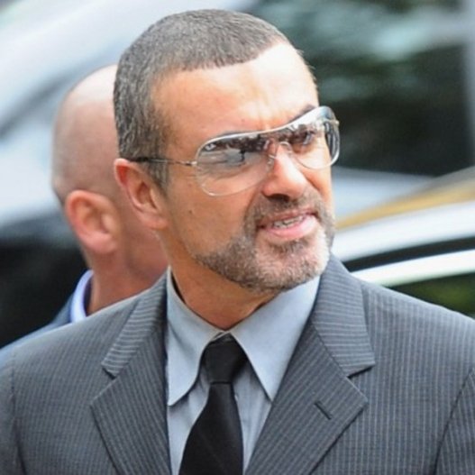 Ο Τζορτζ Μάικλ σε κλινική αποτοξίνωσης – Κάπνιζε 25 τσιγαριλίκια την ημέρα [εικόνες]  | iefimerida.gr 3