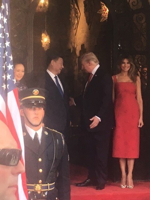 Συνάντηση Τραμπ με Κινέζο πρόεδρο: Ενα σοκ προσωπικοτήτων [εικόνες] | iefimerida.gr 0