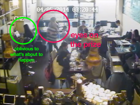 Μια διαδικτυακή εκδίκηση -Της έκλεψαν το λάπτοπ και εκείνη ανέβασε στα social media  φωτογραφίες του κλέφτη  [εικόνες] | iefimerida.gr 1