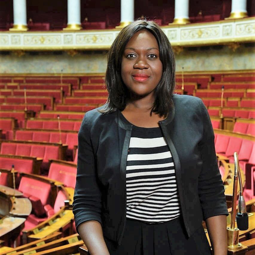 Βουλευτής του Μακρόν δάγκωσε ταξιτζή για 12 ευρώ [εικόνες] | iefimerida.gr 2