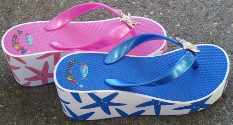 Το success story μιας 16χρονης επιχειρηματία -Πώς κατόρθωσε να βγάλει εκατομμύρια πουλώντας σαγιονάρες με ζωγραφιές [εικόνες] | iefimerida.gr 10