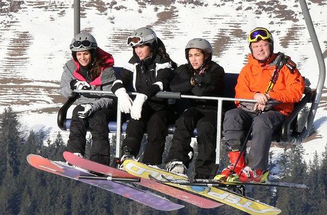 Η Μαντόνα πήγε για σκι και... έφαγε τα  μούτρα της [εικόνες] | iefimerida.gr 2