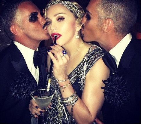 Χλιδή, κιτς, εκκεντρικές παρουσίες και μια Κέιτ Μος εκτός ορίων: Τι συνέβη στο πάρτι γενεθλίων της Μαντόνα [εικόνες] | iefimerida.gr 6