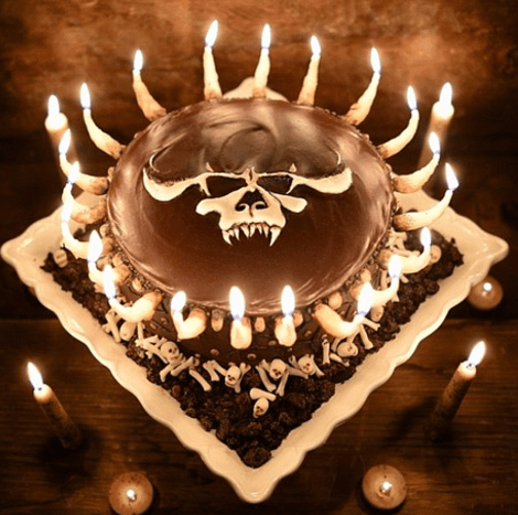 Η σέξι, θεά νοικοκυρά που έγινε παγκόσμιο viral σε χρόνο ρεκόρ -Τα τρομακτικά γλυκά της [εικόνες] | iefimerida.gr 5