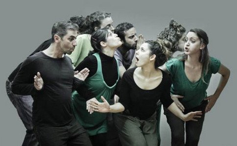 Αφιέρωμα του BBC στους Έλληνες καλλιτέχνες της κρίσης [εικόνες, βίντεο] | iefimerida.gr 1