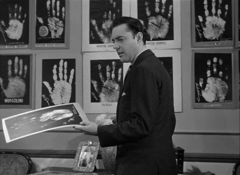 Χειρομάντης «διάβασε» τα χέρια του Ρούσβελτ, του Χίτλερ και του Μουσολίνι -Τι είδε [εικόνες] | iefimerida.gr 0