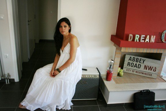 Η Μαίρη Συνατσάκη ανοίγει διάπλατα τις πόρτες του σπιτιού της [εικόνες] | iefimerida.gr 1