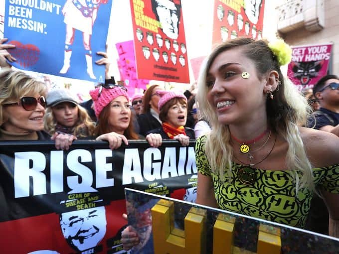 Σείστηκε η Αμερική από τις διαδηλώσεις κατά του Τραμπ -Πάνω από 2 εκατ. στους δρόμους [εικόνες & βίντεο] | iefimerida.gr 26