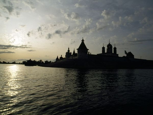 Αυτά είναι τα πιο εντυπωσιακά κάστρα της Ευρώπης [εικόνες] | iefimerida.gr 4