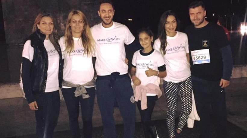 Η σύζυγος του Τζιτζικώστα έτρεξε στο νυχτερινό ημιμαραθώνιο [εικόνα] | iefimerida.gr 0