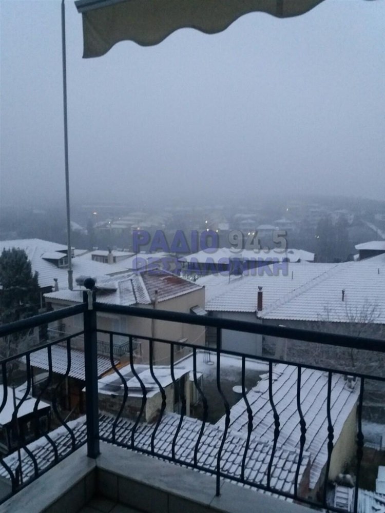 Στα «λευκά» όλη η Μακεδονία -Πού χρειάζονται αντιολισθητικές αλυσίδες [εικόνες & βίντεο] | iefimerida.gr 4