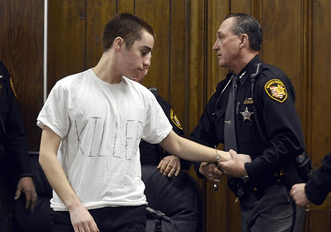 Ο μακελάρης του Οχάιο εμφανίστηκε στο δικαστήριο με μπλούζα που έγραφε «Δολοφόνος» [εικόνες&βίντεο] | iefimerida.gr 1