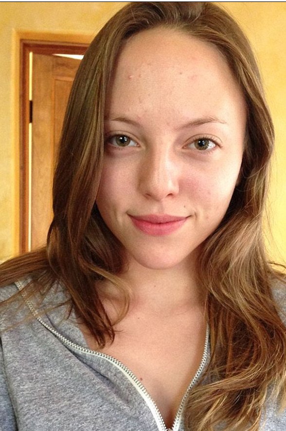 Οταν το μακιγιάζ μεταμορφώνει τα κορίτσια της διπλανής πόρτας σε μοντέλα -Πριν & μετά [εικόνες] | iefimerida.gr 2