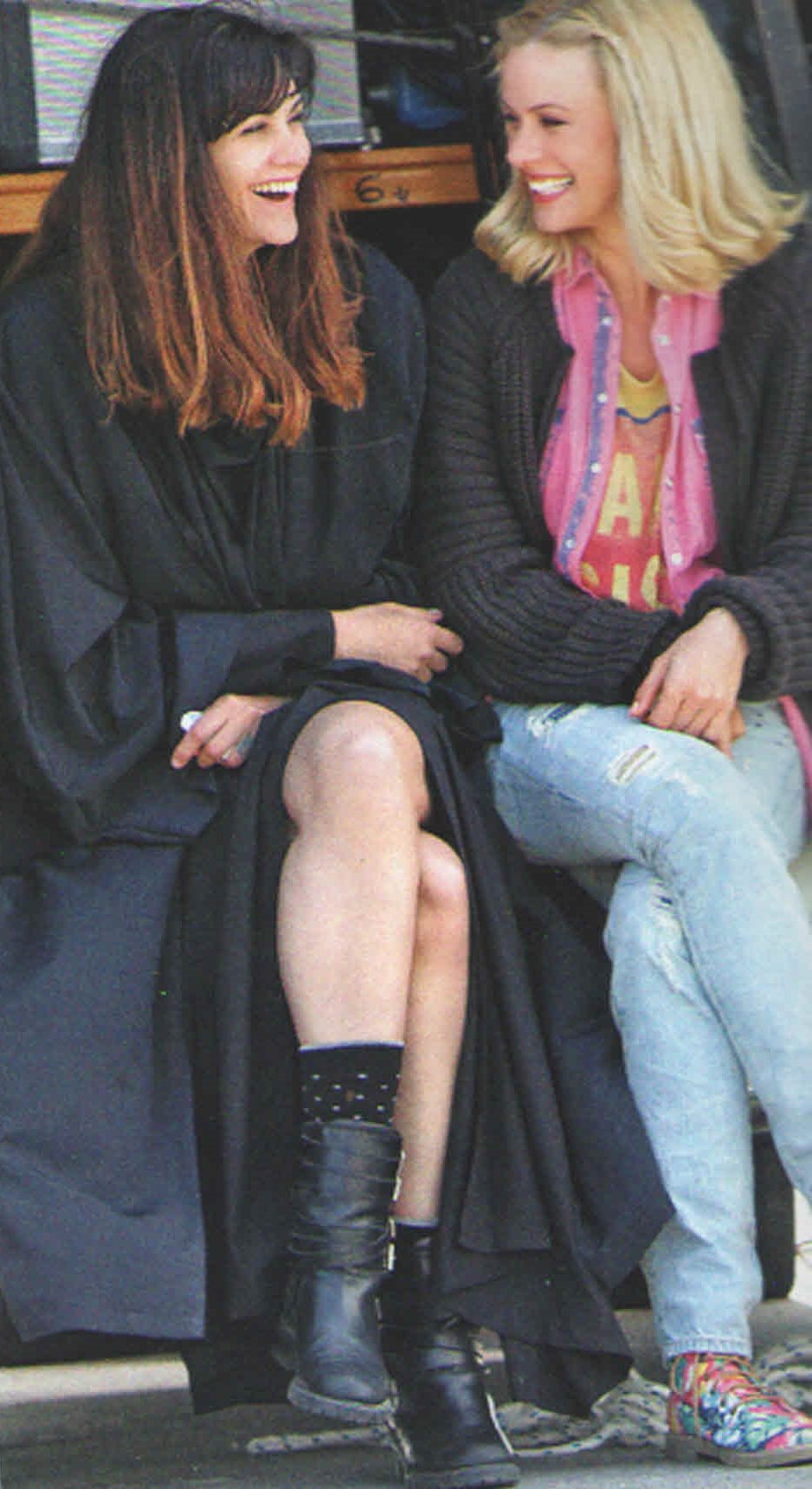 Οταν η Ζέτα Μακρυπούλια «τσακίζει» ένα σουβλάκι πίτα [εικόνες] | iefimerida.gr 2