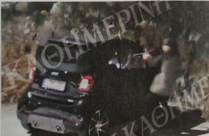 Καρέ-καρέ η εκτέλεση του Γιάννη Μακρή στη Βούλα -Βίντεο σοκ | iefimerida.gr 3