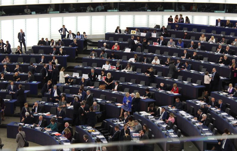 Ο Μακρόν μίλησε για την Ευρώπη -Λαϊκισμός, ευρωεκλογές, δημοκρατία | iefimerida.gr 6