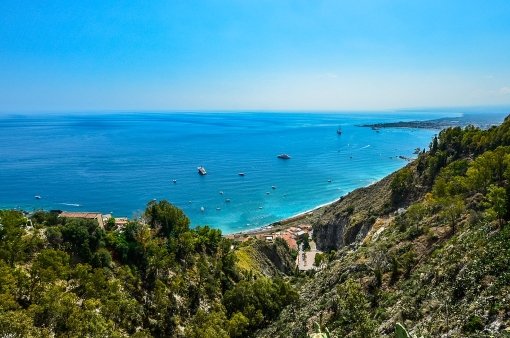 Τα ελληνικά νησιά ψηφίστηκαν ως τα καλύτερα στον κόσμο για το 2017 | iefimerida.gr 3