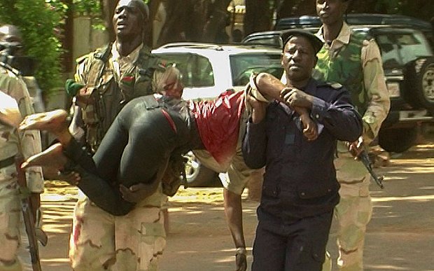 Εληξε η ομηρία στο ξενοδοχείο στο Μάλι μετά από επέμβαση - 27 νεκροί [εικόνες & βίντεο] | iefimerida.gr 2