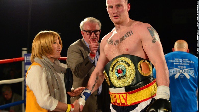 Κέλι Μαλόνεϊ: Ο προπονητής της πυγμαχίας που στα 61 του έγινε γυναίκα [εικόνες] | iefimerida.gr 7