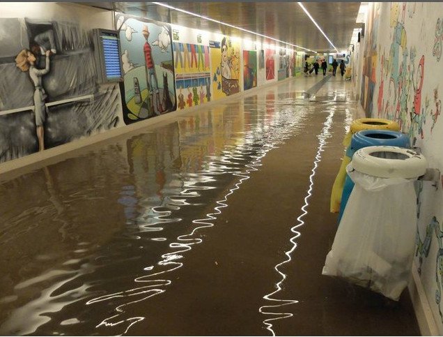 Φονικό το πέρασμα της κακοκαιρίας από την Ιταλία: 5 νεκροί -120 κάτοικοι εγκατέλειψαν τα σπίτια τους [εικόνες & βίντεο] | iefimerida.gr 7
