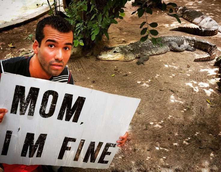 Φοιτητής σε ταξίδι βρήκε τον πιο ευφάνταστο τρόπο να ενημερώσει τη μητέρα του ότι... είναι καλά! [εικόνες] | iefimerida.gr 10