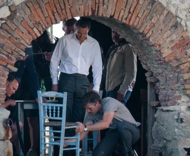 Πιρς Μπρόσναν και Κόλιν Φερθ ποστάρουν από τα γυρίσματα του νέου Mamma Mia [εικόνες]  | iefimerida.gr 2