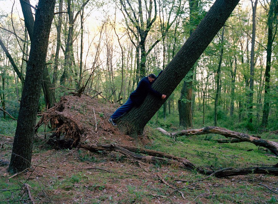 Ο σπαρακτικός αγώνας ενός ανθρώπου με τη σχιζοφρένεια -Ενα συγκλονιστικό φωτογραφικό ντοκιμαντέρ [εικόνες]  | iefimerida.gr 0