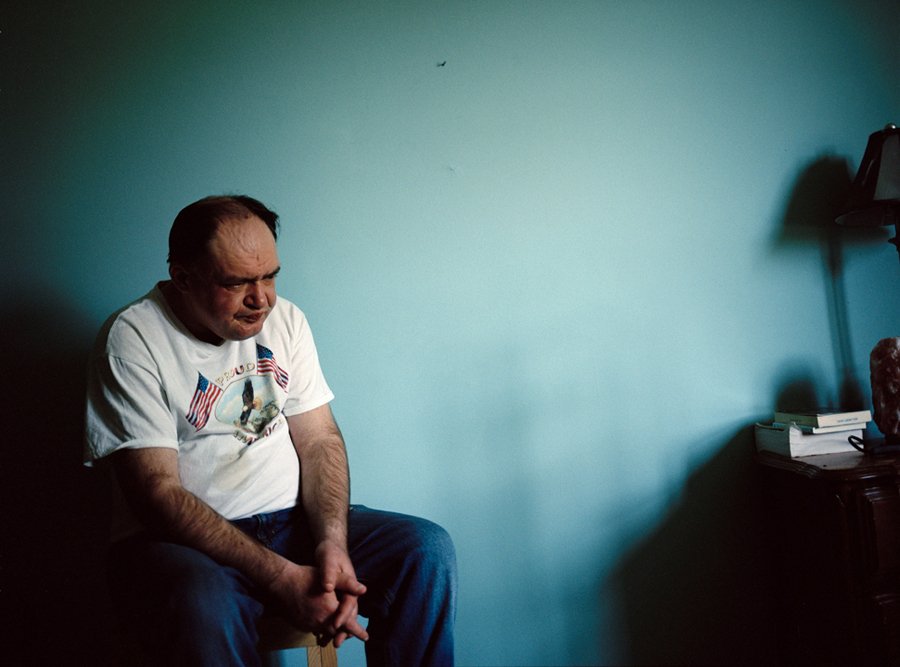 Ο σπαρακτικός αγώνας ενός ανθρώπου με τη σχιζοφρένεια -Ενα συγκλονιστικό φωτογραφικό ντοκιμαντέρ [εικόνες]  | iefimerida.gr 5