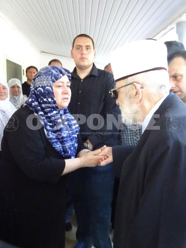 Θρήνος στην κηδεία του Ελληνα ήρωα που σκοτώθηκε στην επίθεση του Μονάχου [εικόνες]  | iefimerida.gr 1