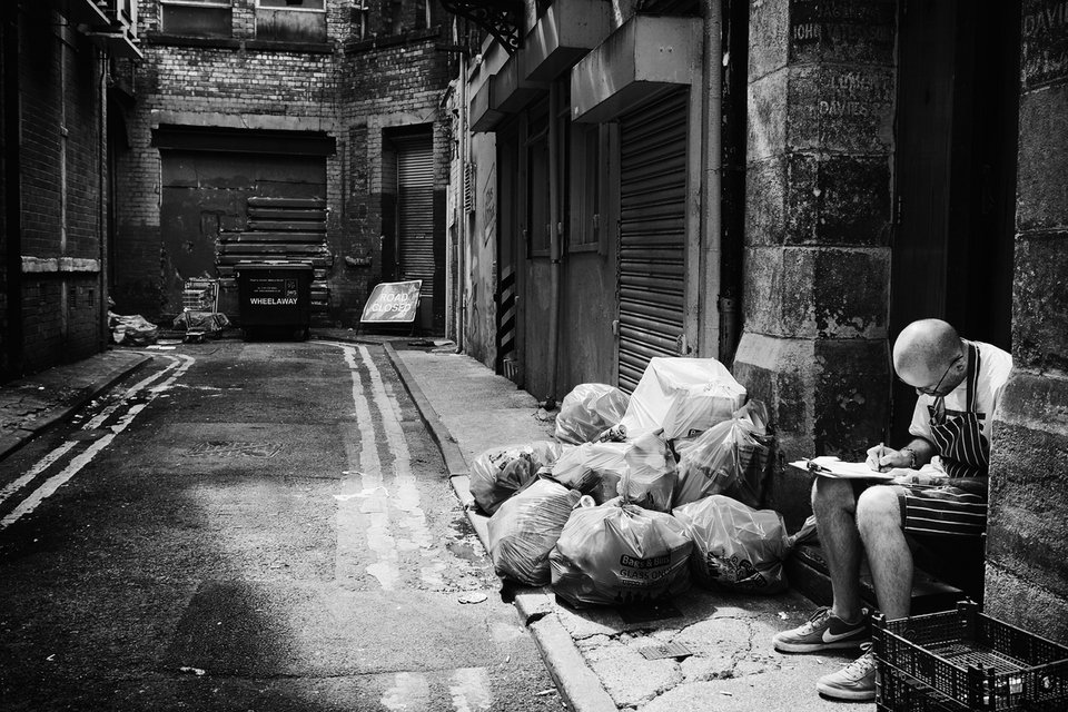 Πώς δουλεύουν οι άνθρωποι σε όλο τον κόσμο -Φωτογραφίες προδίδουν τις διαφορές [εικόνες] | iefimerida.gr 5