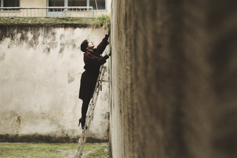 Μια αλληλογραφία αφορμή για την παράσταση – Η Μάνια Παπαδημητρίου είναι η «Αδαμαντία» [εικόνες] | iefimerida.gr 4