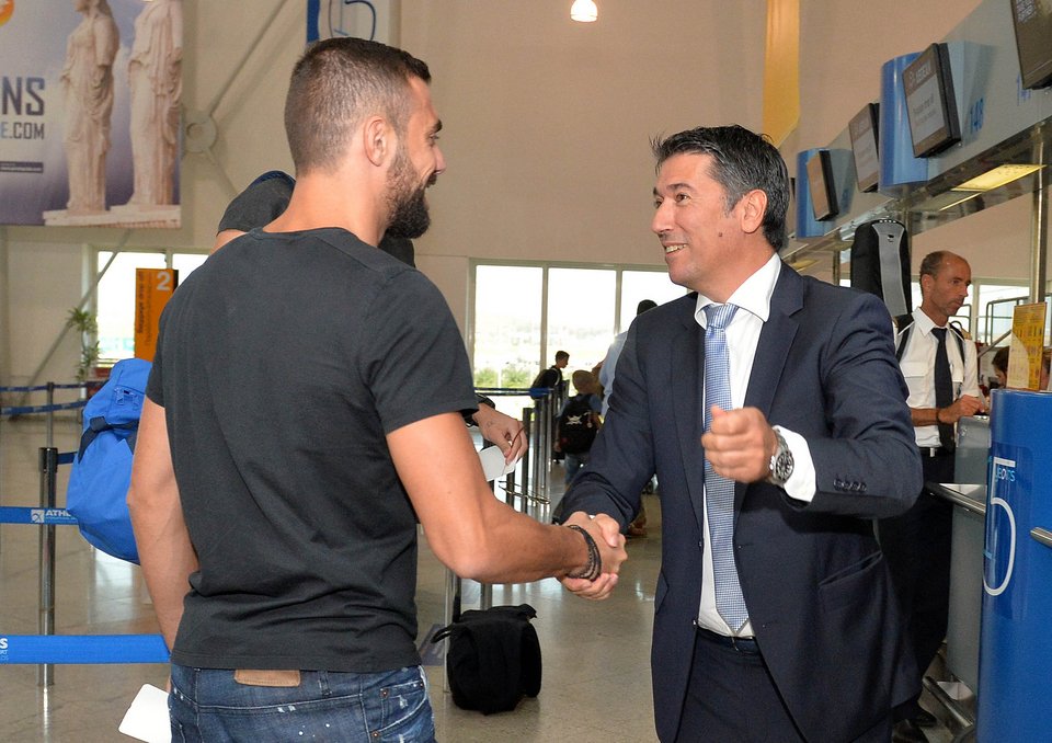 Συνάντηση στο Ντίσελντορφ για τους παίκτες της Εθνικής ποδοσφαίρου [εικόνες] | iefimerida.gr 1