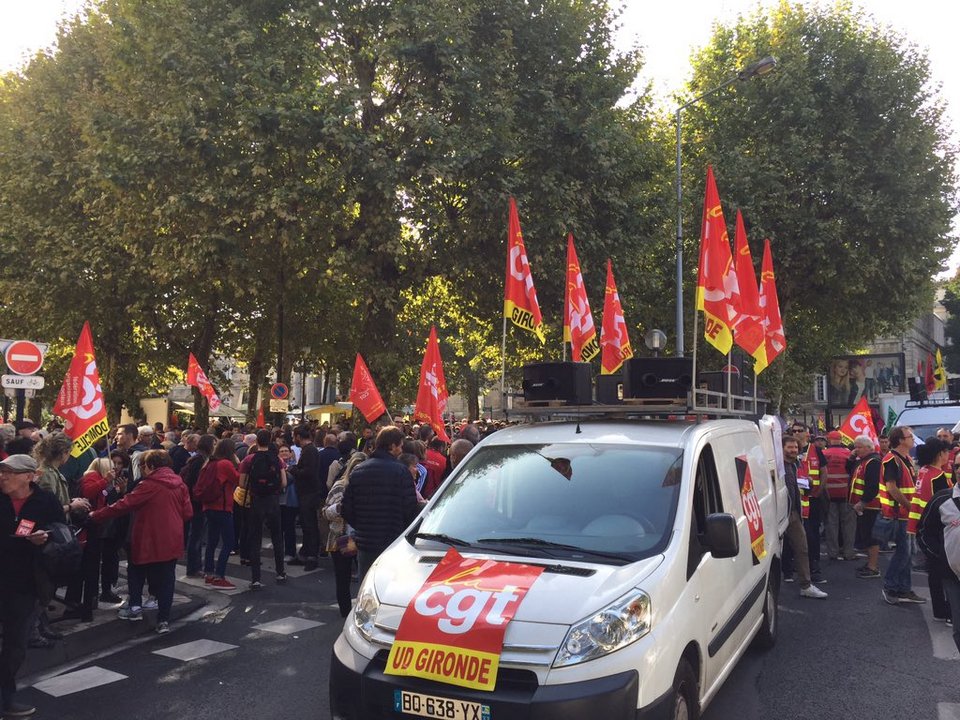 Διαδηλώσεις στη Γαλλία για τα εργασιακά -Αλλά ο Μακρόν δεν «μασάει» [εικόνες] | iefimerida.gr 0