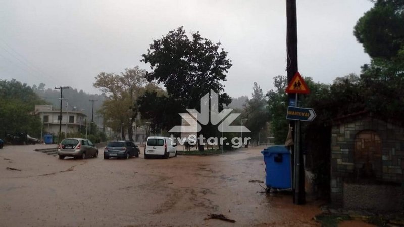 Σαρωτικό το πέρασμα του κυκλώνα Ζορμπά από την Εύβοια και τη Φθιώτιδα [εικόνες & βίντεο] | iefimerida.gr 0