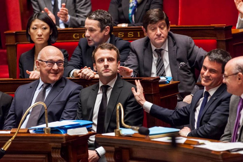 Ο «μάρτυρας» Μανουέλ Βαλς: Δεν τον θέλουν οι Σοσιαλιστές, ούτε ο Μακρόν [εικόνες] | iefimerida.gr 2